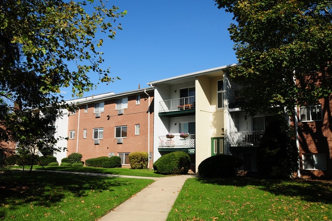 State Fayette Gardens