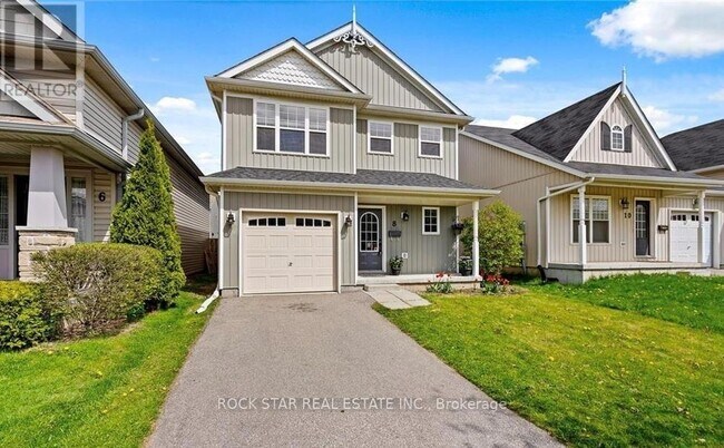 8 Chicory Cresent in St Catharines, ON - Building Photo - Building Photo