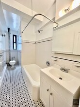 EAST 56 STREET in New York, NY - Building Photo - Building Photo