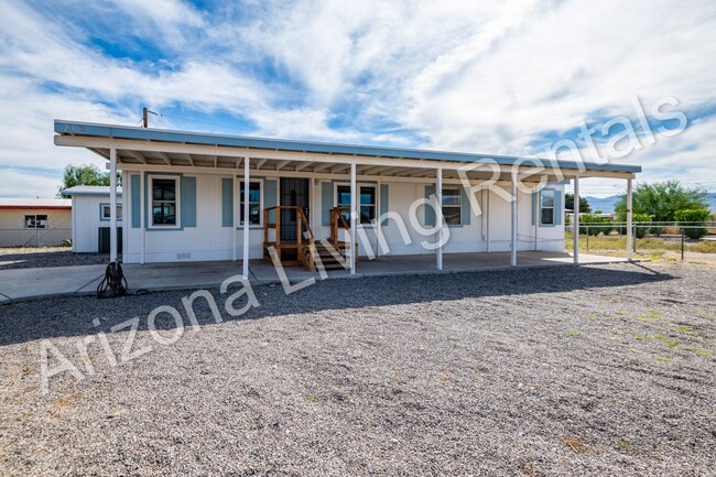 2303 Red Rock Rd in Bullhead City, AZ - Building Photo - Building Photo