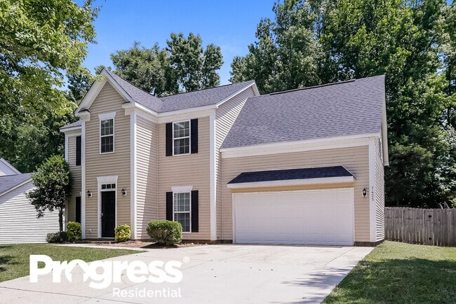 property at 7425 Heronwood Ln