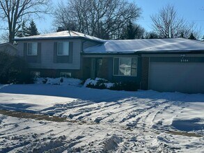 2184 Cumberland Dr in Troy, MI - Building Photo - Building Photo