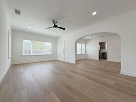 7931 Alhambra Dr in Huntington Beach, CA - Building Photo