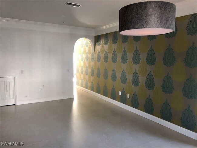 3294 Megan Ln in Naples, FL - Building Photo - Building Photo