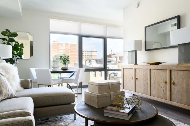 810 O St NW, Unit 608 in Washington, DC - Building Photo - Building Photo