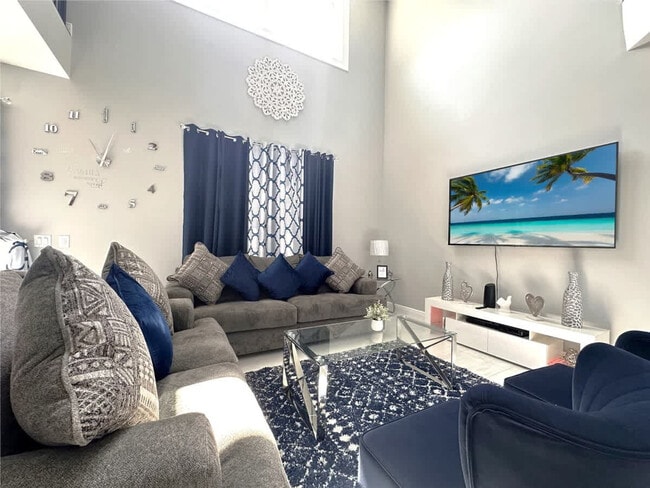 421 Cabello Dr in Davenport, FL - Building Photo - Building Photo
