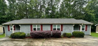 913 Old Summerville Rd NW, Unit B