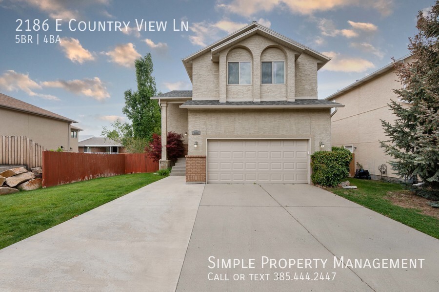 2186 Country View Ln in Cottonwood Heights, UT - Building Photo