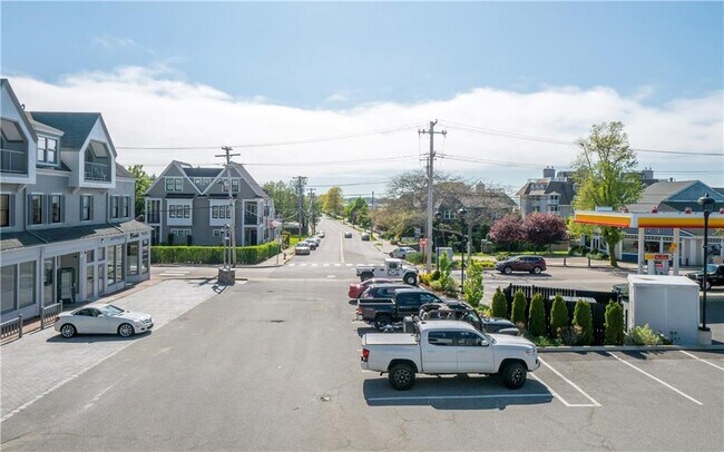 580 Thames St in Newport, RI - Building Photo - Building Photo