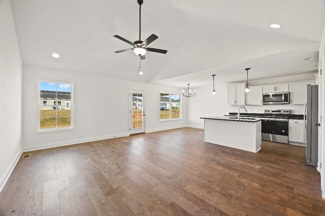 608 Victoria Wy in Franklin, KY - Building Photo - Building Photo