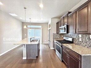 6641 Shadow Star Dr in Colorado Springs, CO - Building Photo - Building Photo