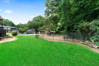 681 Mt Zion Rd in Jonesboro, GA - Building Photo - Building Photo