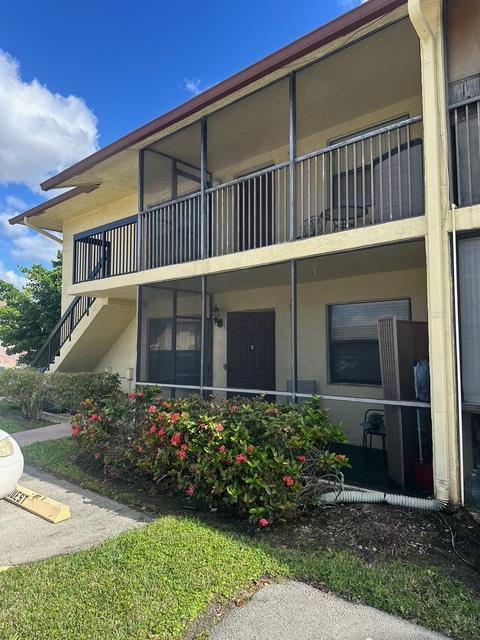 10016 Winding Lake Rd in Sunrise, FL - Building Photo - Building Photo