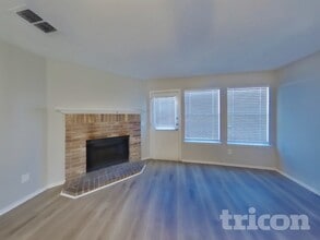 1502 Warrington Way in Forney, TX - Building Photo - Building Photo