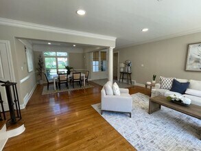 1721 Shoal Creek Ln in Collierville, TN - Building Photo - Building Photo