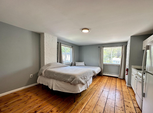 1147 Main St in Leeds, NY - Building Photo - Building Photo
