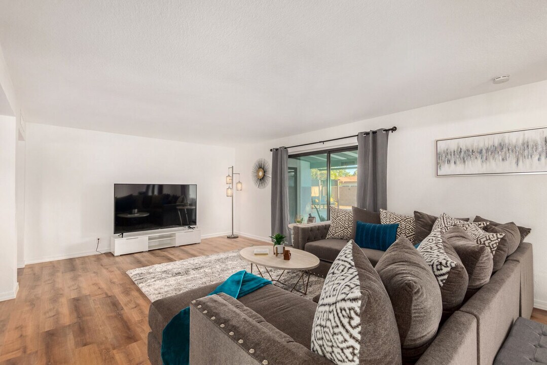 1655 E Glencove St-Unit -ID1247665P in Mesa, AZ - Foto de edificio