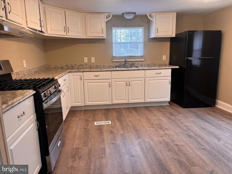 7357 William Ave in Millville, NJ - Building Photo