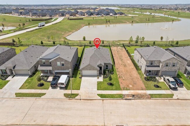 property at 27619 Village Cir Dr