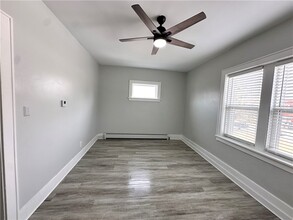 249 Central Park in Rochester, NY - Building Photo - Building Photo