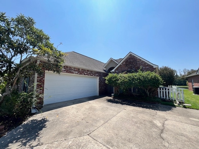 property at 14932 Fox Hunt Ave