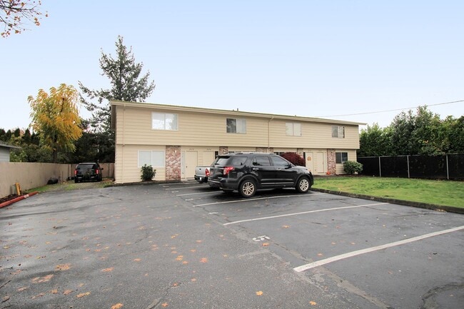 2658-2658 SE 125th Ave in Portland, OR - Building Photo - Building Photo