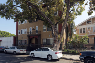 Westlake Apartments in Los Angeles, CA - Building Photo - Building Photo