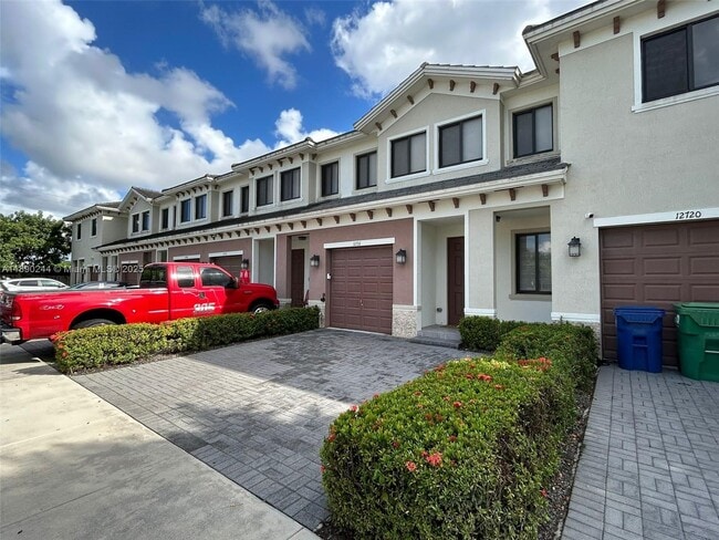 12716 SW 131st Terrace in Miami, FL - Building Photo - Building Photo