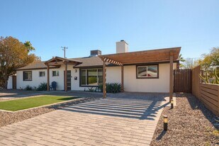 7615 E 3rd St in Scottsdale, AZ - Building Photo