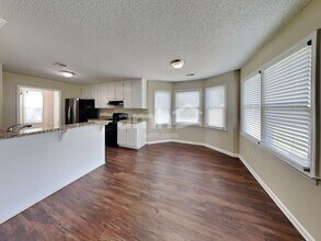 5303 Rutland Ct in Powder Springs, GA - Building Photo - Building Photo
