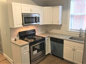 71 E Gates St, Unit 1 in Columbus, OH - Foto de edificio - Building Photo