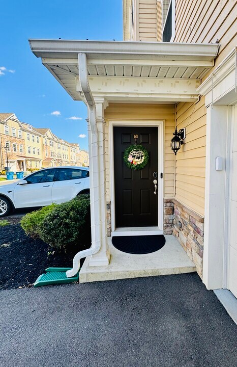 2005 John Deere Ln in Monroe Township, NJ - Building Photo