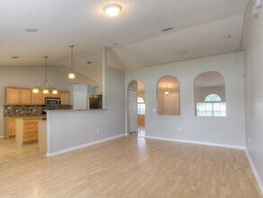 744 Westcliffe Dr in Winter Garden, FL - Building Photo - Building Photo