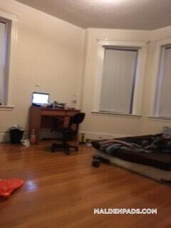 17-19-19 Washington St S, Unit 305 in Malden, MA - Building Photo - Building Photo