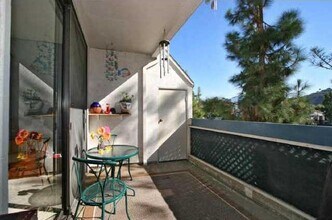 2204 River Run Dr, Unit 2204RiverRunDr#28 in San Diego, CA - Foto de edificio - Building Photo