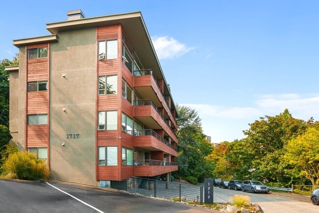 property at 1717 5th Ave N