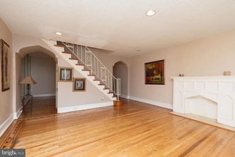 1827 73rd Ave in Philadelphia, PA - Building Photo - Building Photo