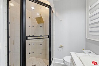 703 Trenton Dr in Beverly Hills, CA - Building Photo - Building Photo