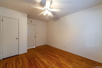 1808 E Appleton St, Unit 2 in Long Beach, CA - Foto de edificio - Building Photo