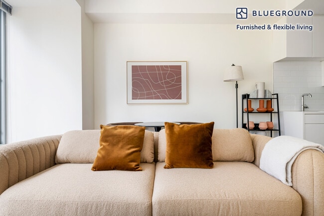 1335 Boylston St in Boston, MA - Building Photo - Building Photo