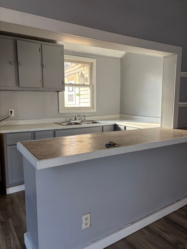 property at 422 Reed St