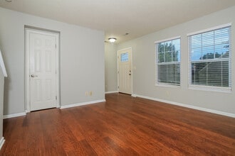 1152 Edgewater Way in Alexandria, KY - Building Photo - Building Photo