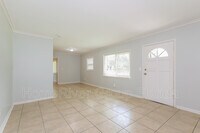 2401 Avenue A Terrace NW photo'
