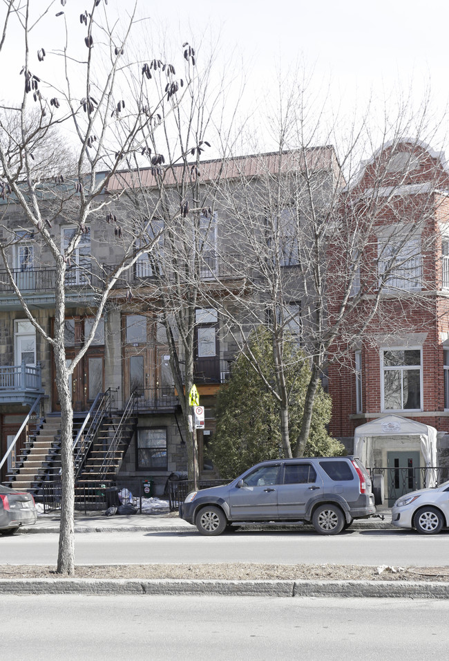 278-282 Saint-Joseph O in Montréal, QC - Building Photo - Primary Photo