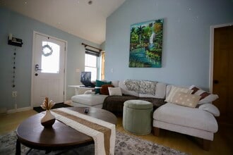 14 Sterling Rd in Greenwood Lake, NY - Building Photo - Building Photo