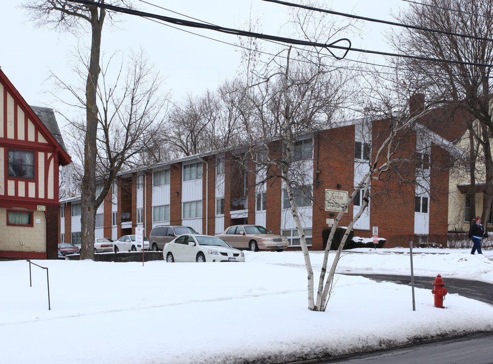 Arnie Apartments in Syracuse, NY - Building Photo