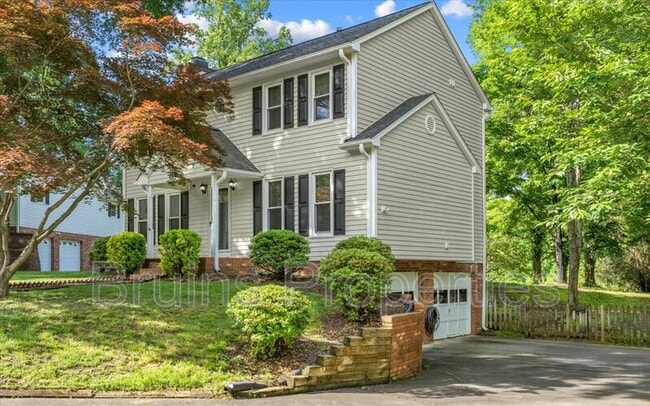 4457 Eagles Nest Dr in Winston-Salem, NC - Building Photo - Building Photo