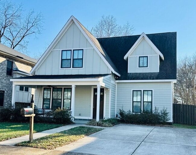 2813 8th Ave SW in Huntsville, AL - Building Photo - Building Photo