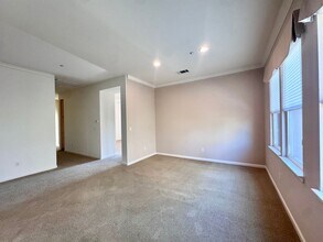 443 Collis St in Brentwood, CA - Building Photo - Building Photo