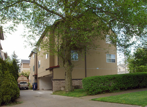 The Carolar in Seattle, WA - Building Photo - Building Photo